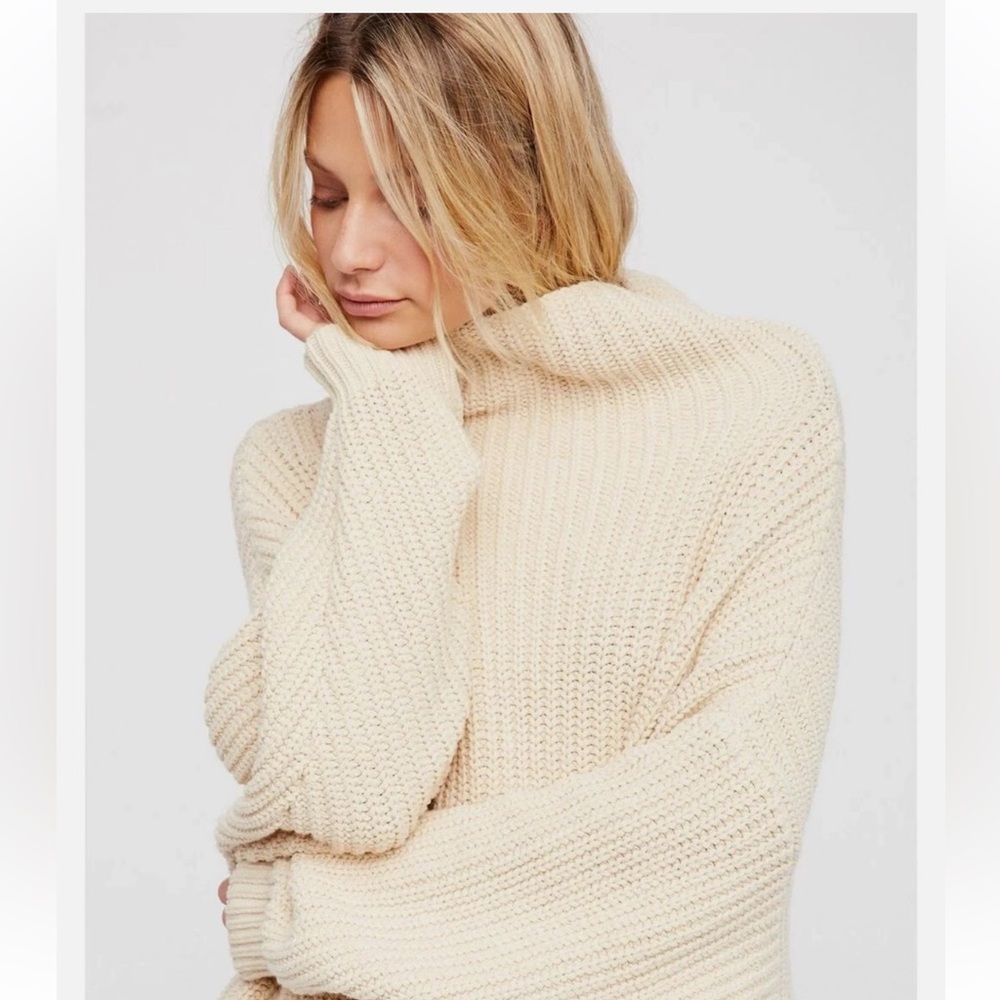 Free People Oversized Off White Chunky Sweater | Size XS (Oversized)